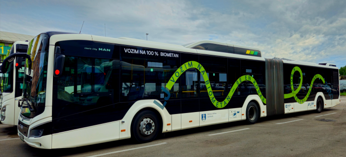 V Ljubljani prvi mestni avtobus na stoodstotni biometan